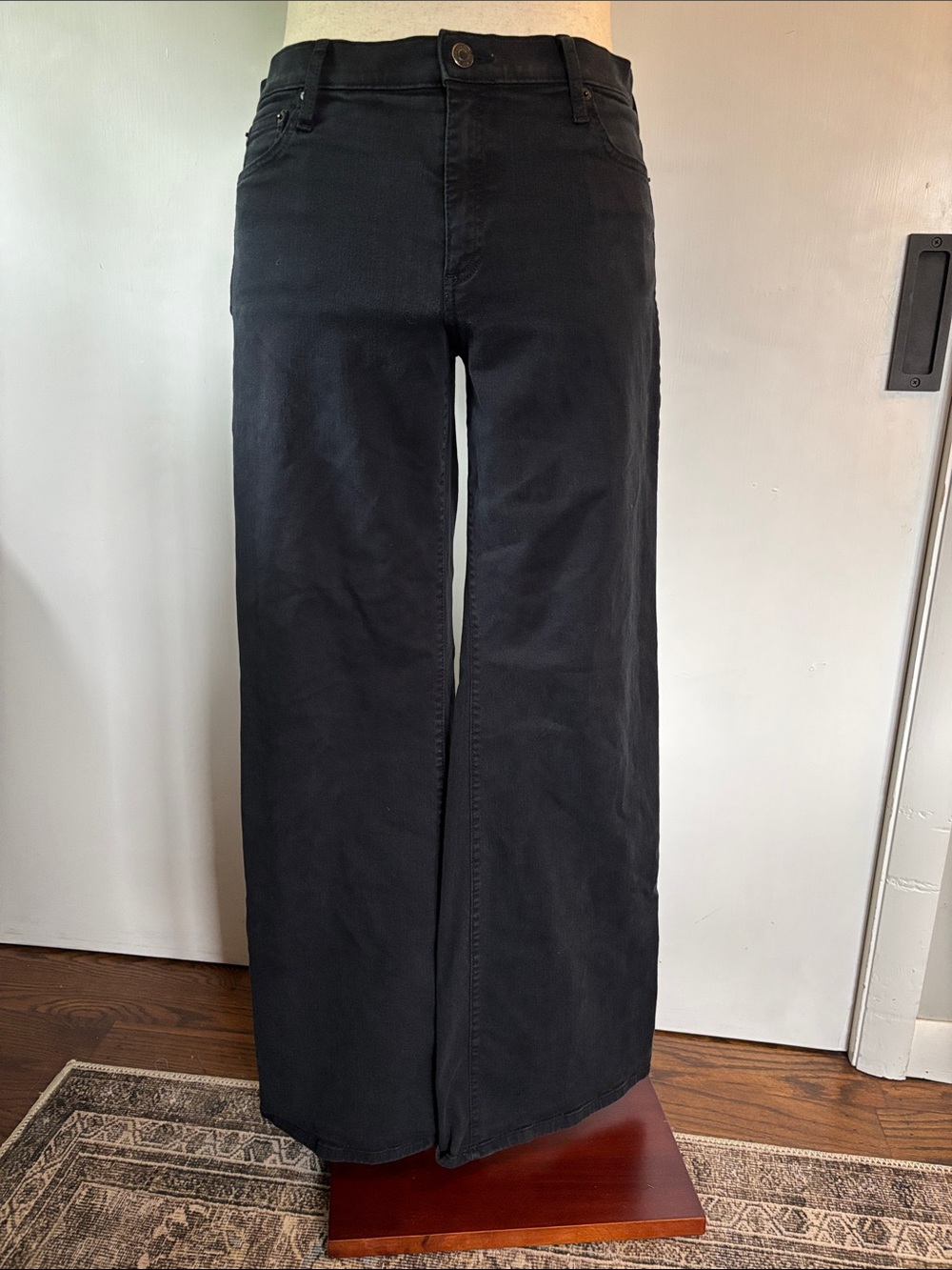 GAP Women's Black Authentic Flare Jeans